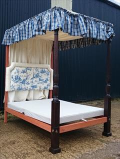 0604201918th Century Four Poster Bed 87H 89L 57W 83L Inside 4.JPG